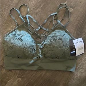 NWT Fornia Bralette Olive